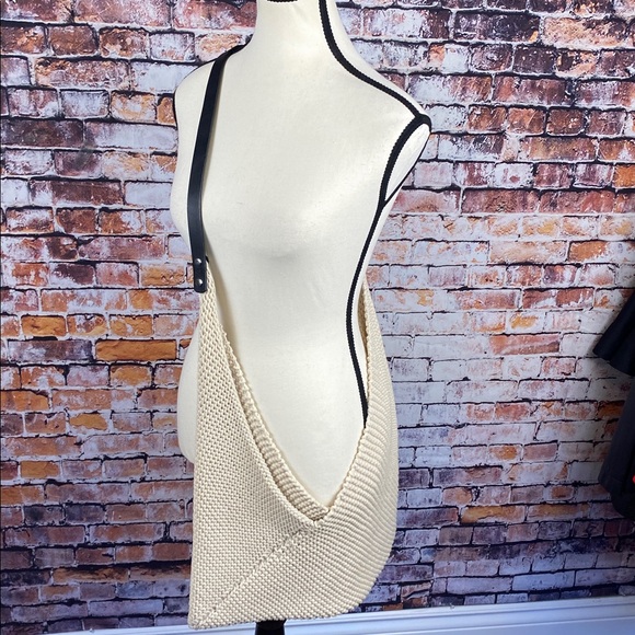 Cream Hand Knit Cross Body Shoulder Bag Leather Strap - Picture 10 of 10